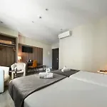 Hotel Oasis