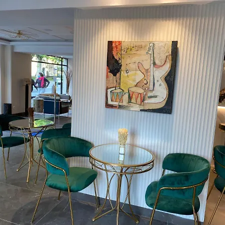 Oasis Otel 2*