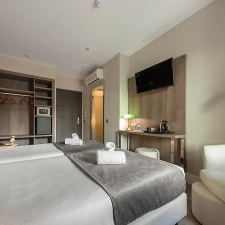 Oasis Hotel Barcelona
