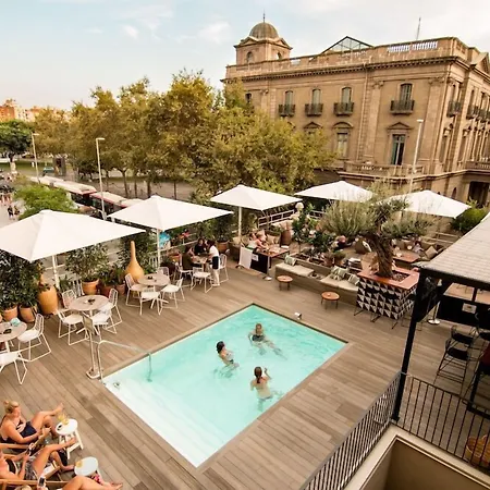 Hotel Oasis 2*