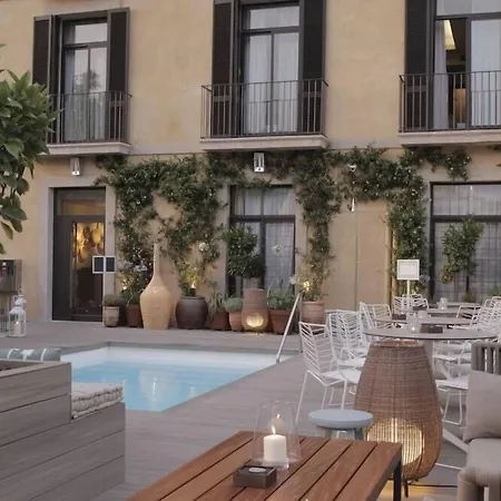 Oasis Hotel