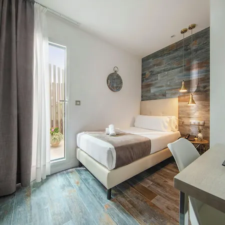 Hotel Oasis 2*