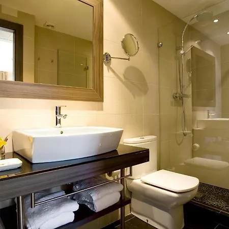 Hotel Oasis 2*