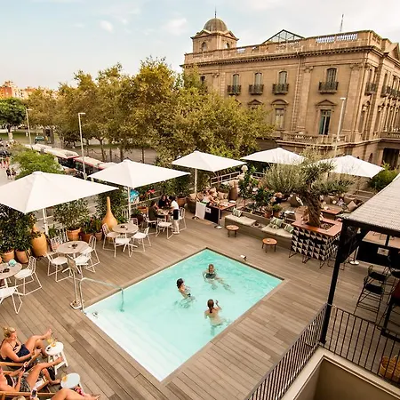 Otel Oasis