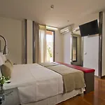 Hotel Oasis