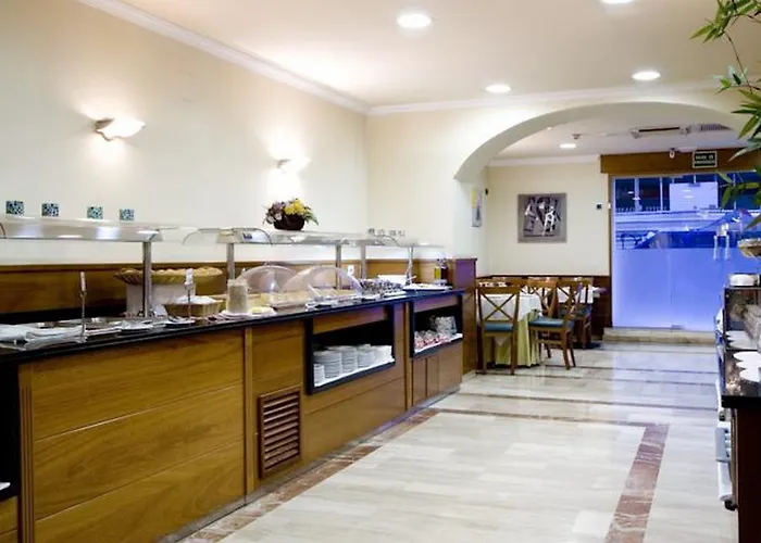 Hotel Oasis 2*