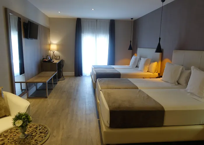 Oasis Hotel 2*